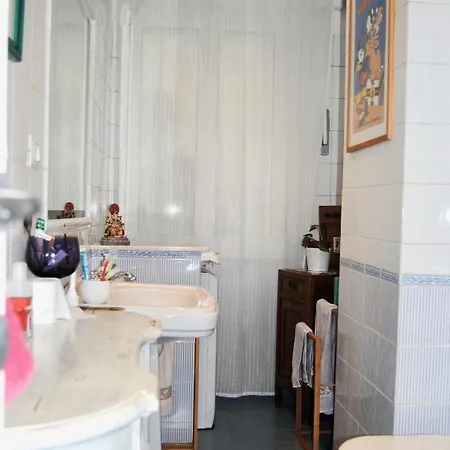 Famiglia Poggi, The Flying Hippo Apartment Rome